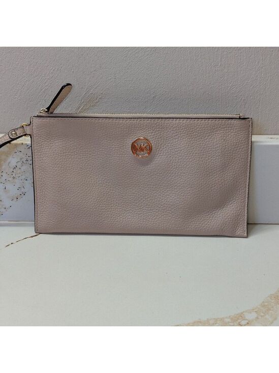 MICHAEL Michael Kors Handbags - Michael Kors Cream Clutch Wristlet